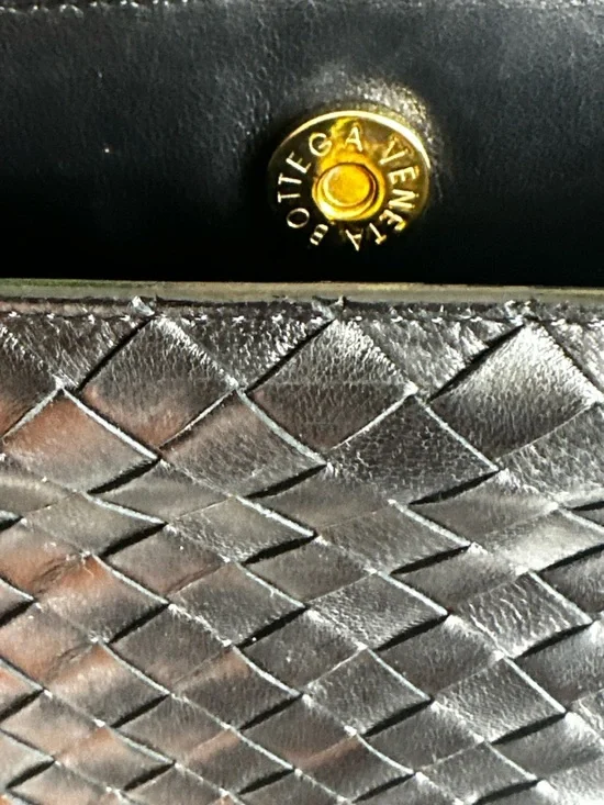 RARE Bottega Veneta Lambskin Intrecciato Olympiia Bag w Bold Leather Link Straps - Picture 8 of 15